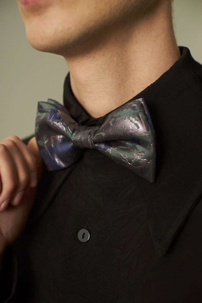 Darcy bow tie